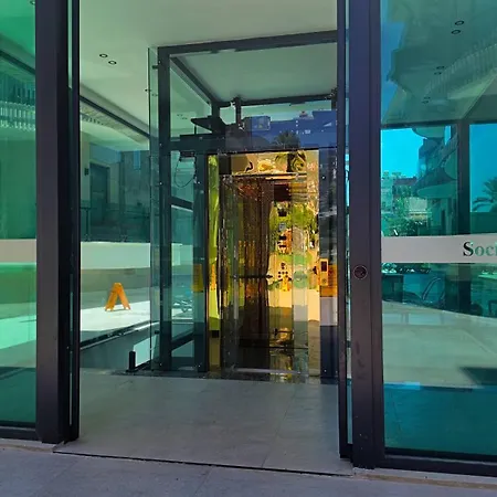 Апартаменти 200 Meters From Sea In Heart Of In 5 Star Complex